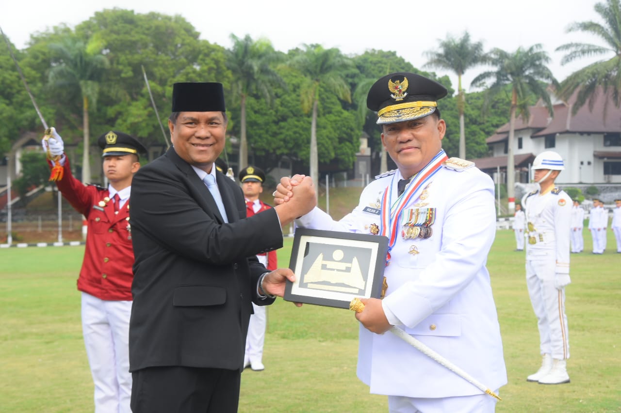 IPDN, ipdn, Gubernur Sulut Terima Penghargaan Kehormatan IPDN, Dorong Praja Pahami Program Asta Cita